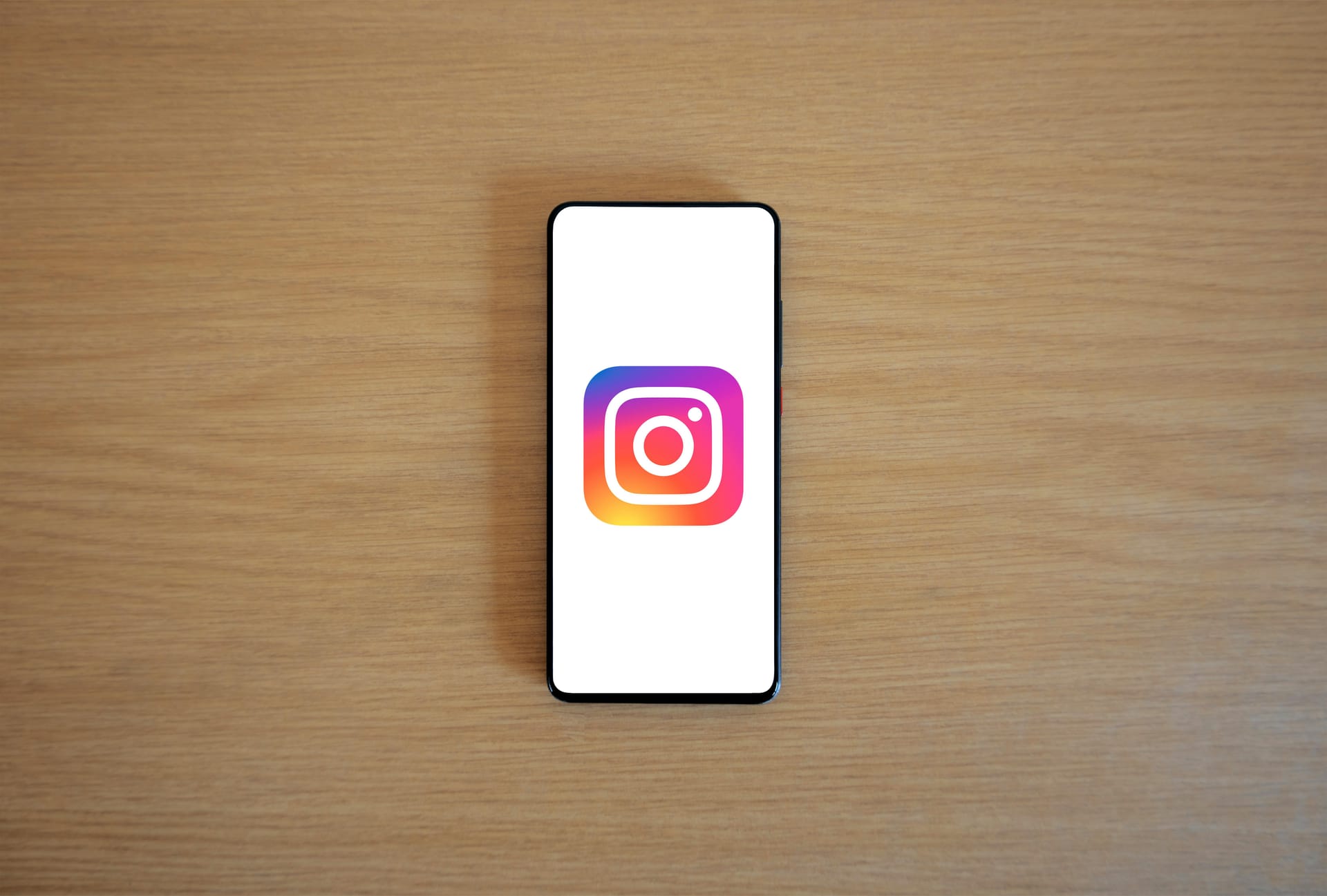 インスタグラムフォロワー購入で効率的にアカウント成長